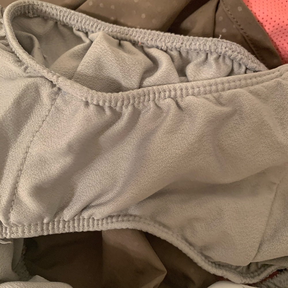 Nike Dri- fit women’s sports shorts size S - Picture 6 of 6